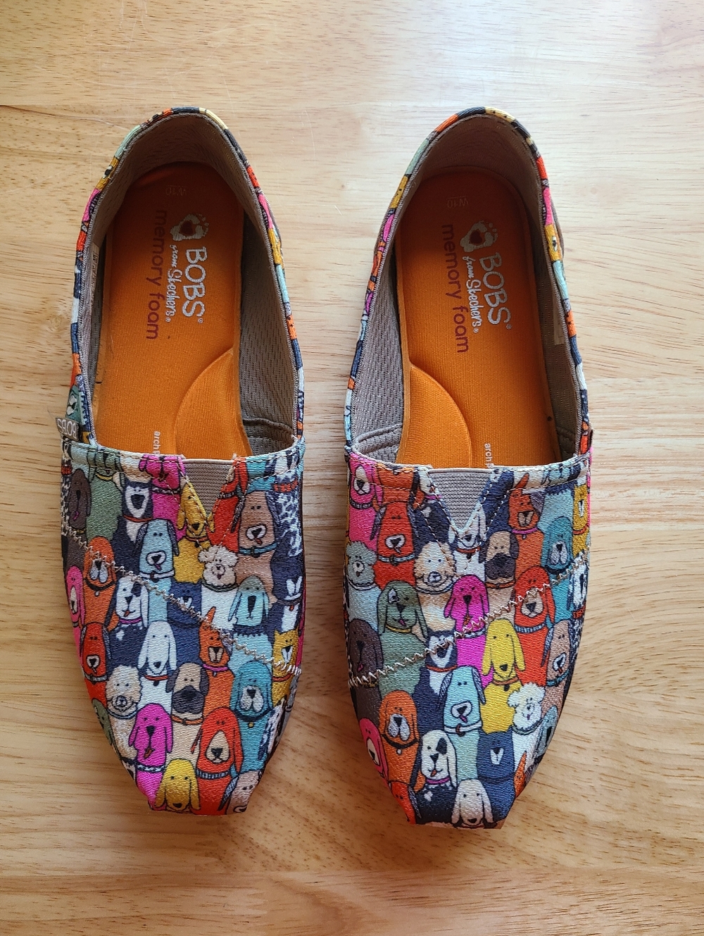 Sketchers Bob for Dogs Women's Size 10 Slip on Shoes